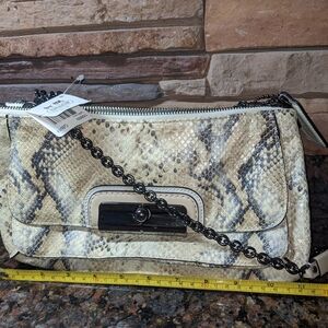 🌼🌺HP🌼🌺Vintage NWT Coach Kri em Metphy Willow Crossbody Bag
